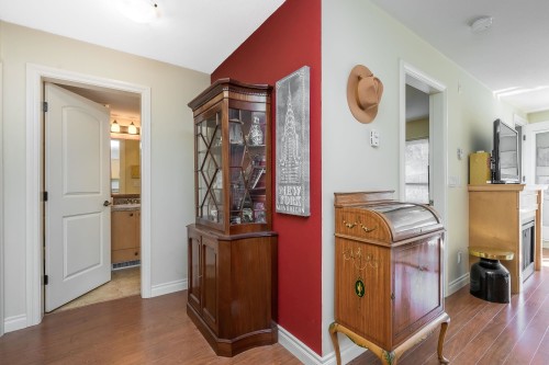 412-8717 160 Street, Surrey, BC 