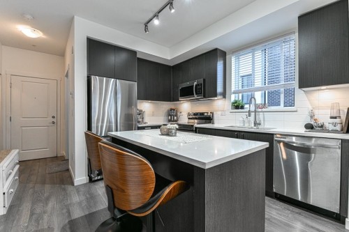 406-15815 85 Avenue, Surrey, BC 