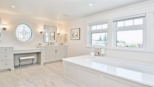 1121 Cypress Street, White Rock, BC 