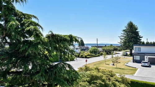 1121 Cypress Street, White Rock, BC 