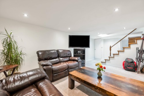 11056 135A Street, Surrey, BC 