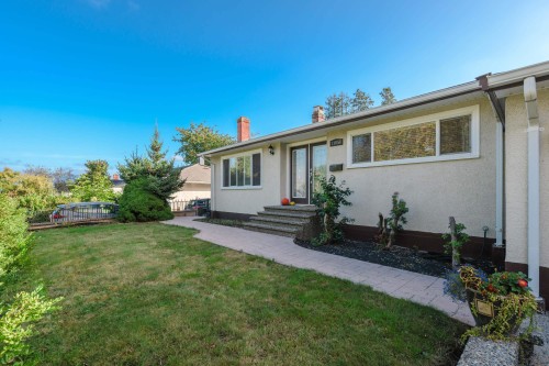 11056 135A Street, Surrey, BC 