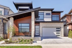 16619 18b Avenue  Surrey, BC V3Z 1A2