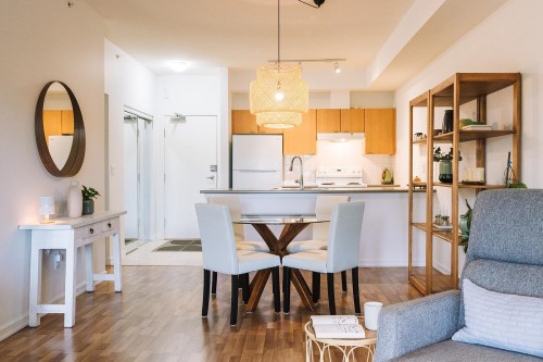 403-10088 148 Street, Surrey, BC 