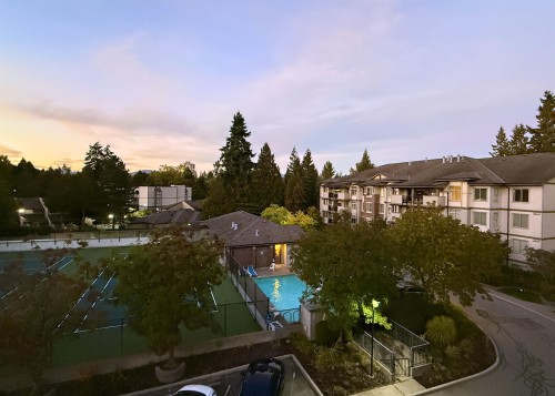 403-10088 148 Street, Surrey, BC 