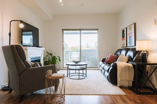 403-10088 148 Street, Surrey, BC 