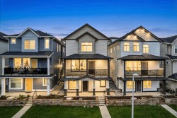 101-16693 16 Avenue  Surrey, BC V3Z 0T3