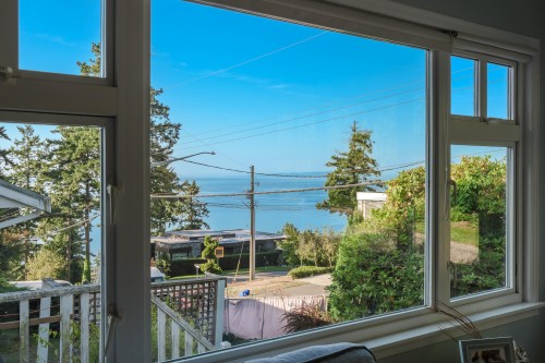 1350 Everall Street, White Rock, BC 