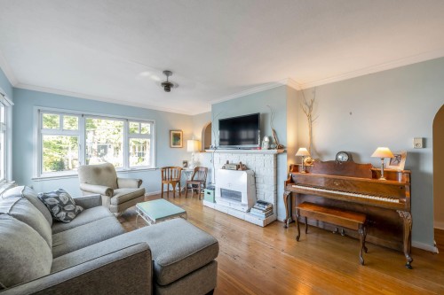 1350 Everall Street, White Rock, BC 