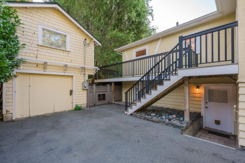 1350 Everall Street, White Rock, BC 