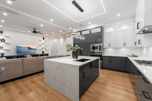 7663 127 Street, Surrey, BC 