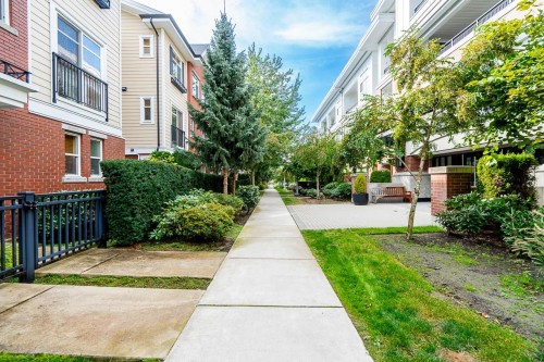 D111-8150 207 Street, Langley, BC 