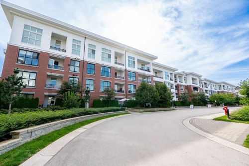 D111-8150 207 Street, Langley, BC 