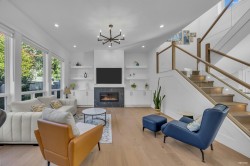 878 163a Street  Surrey, BC V4A 0B3