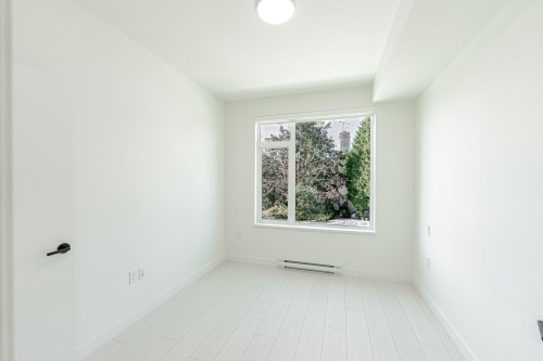 205-10466 138A Street, Surrey, BC 