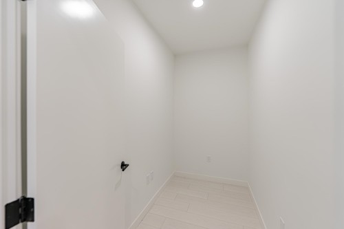 205-10466 138A Street, Surrey, BC 