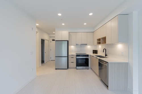 205-10466 138A Street, Surrey, BC 