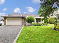 16333 79 Avenue  Surrey, BC V4N 0K5