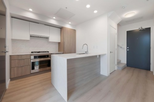 104-10333 133 Street, Surrey, BC 