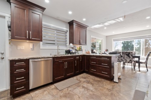 5460 Interprovincial Highway, Abbotsford, BC 