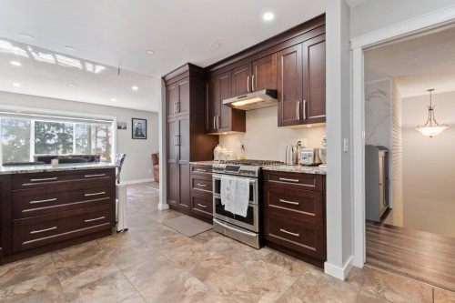 5460 Interprovincial Highway, Abbotsford, BC 