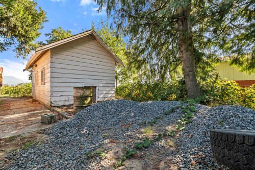 5460 Interprovincial Highway, Abbotsford, BC 