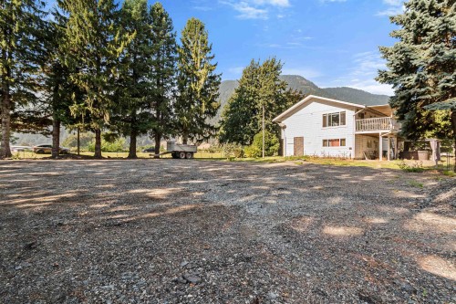 5460 Interprovincial Highway, Abbotsford, BC 