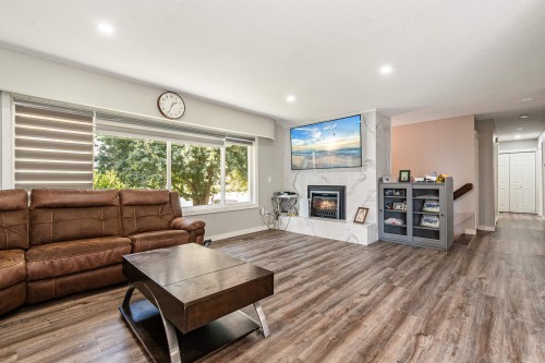 5460 Interprovincial Highway, Abbotsford, BC 