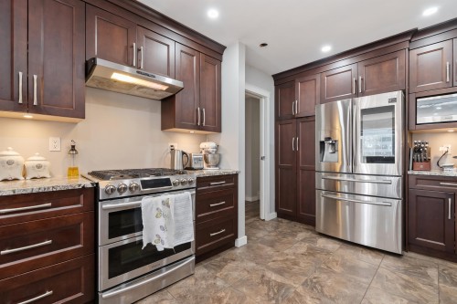 5460 Interprovincial Highway, Abbotsford, BC 
