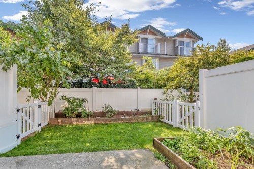 111-12711 64 Avenue, Surrey, BC 