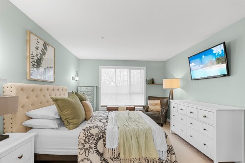 210-13860 70 Avenue, Surrey, BC 