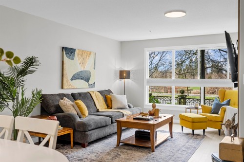 210-13860 70 Avenue, Surrey, BC 