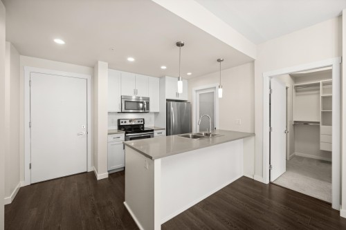 210-2242 Whatcom Road, Abbotsford, BC 