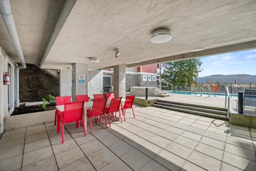 210-2242 Whatcom Road, Abbotsford, BC 