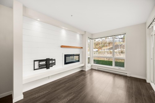 210-2242 Whatcom Road, Abbotsford, BC 