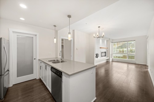 210-2242 Whatcom Road, Abbotsford, BC 