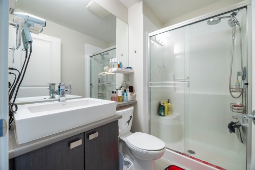 222-5655 210A Street, Langley, BC 