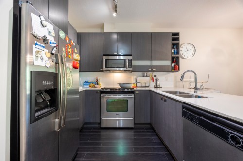 222-5655 210A Street, Langley, BC 