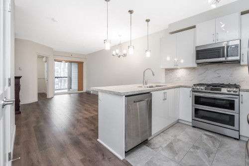 410-8538 203A Street, Langley, BC 