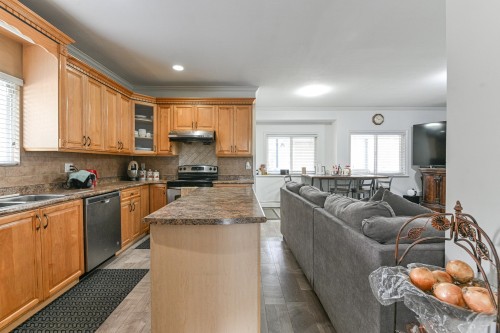 6798 146B Street, Surrey, BC 