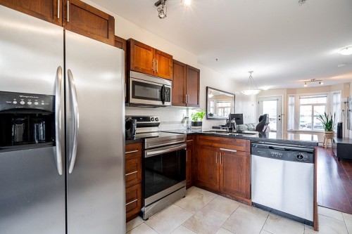 271-20170 Fraser Highway, Langley, BC 