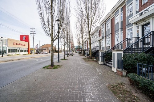 271-20170 Fraser Highway, Langley, BC 