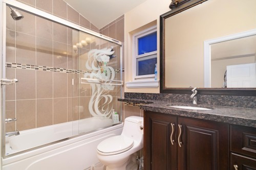 5878 129 Street, Surrey, BC 