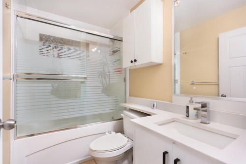 5878 129 Street, Surrey, BC 