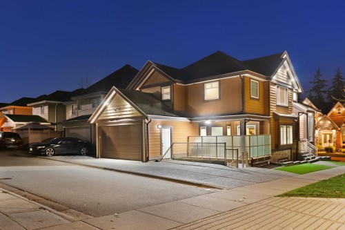 5878 129 Street, Surrey, BC 