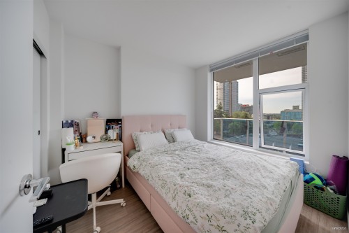 711-13615 Fraser Highway, Surrey, BC 