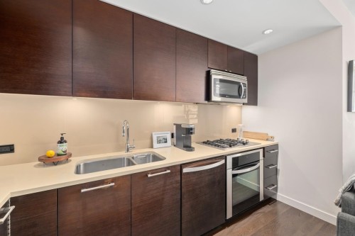 905-1473 Johnston Road, White Rock, BC 