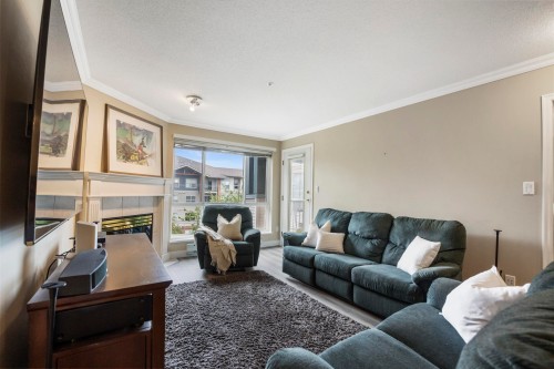 403-20200 54A Avenue, Langley, BC 