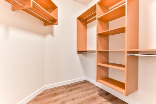 206-8526 202B Street, Langley, BC 