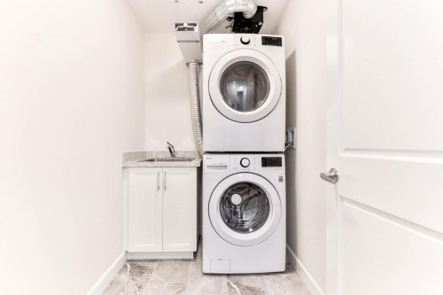 206-8526 202B Street, Langley, BC 